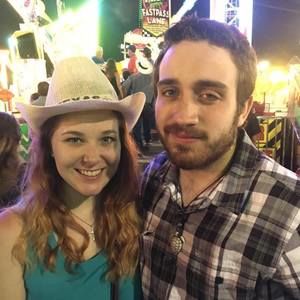 Meet your Posher, Taylor