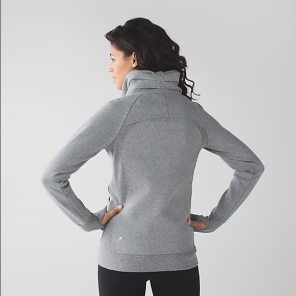 ❌SOLD Lululemon cuddle up jacket - Picture 4 of 4
