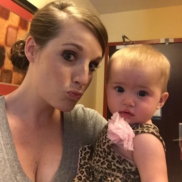 Meet your Posher, Katie - Picture 1 of 1