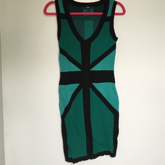 Green bodycon dress
