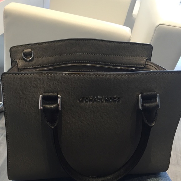 Michael Kors Handbags - Michael Kors Selma Saffiano satchel