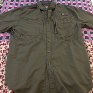 Mens Size L Reel Legends Short Sleeve Shirt