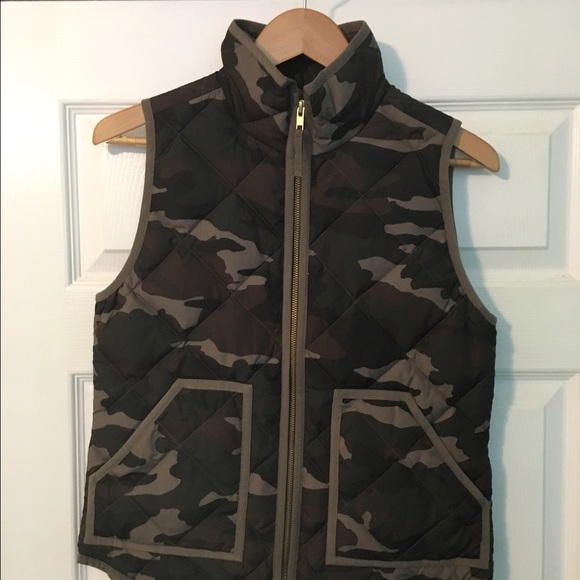 Rare J. Crew Excursion Vest in Camo
