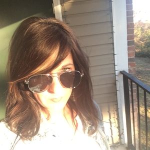 Meet your Posher, Melissa