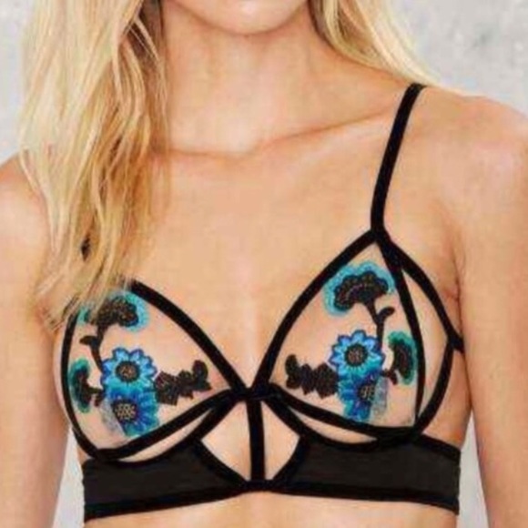 Skivvies for love and lemons Bralet
