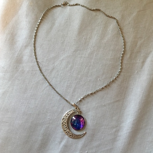 Necklace -SOLD- - Picture 2 of 3