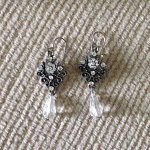Antique style black earrings