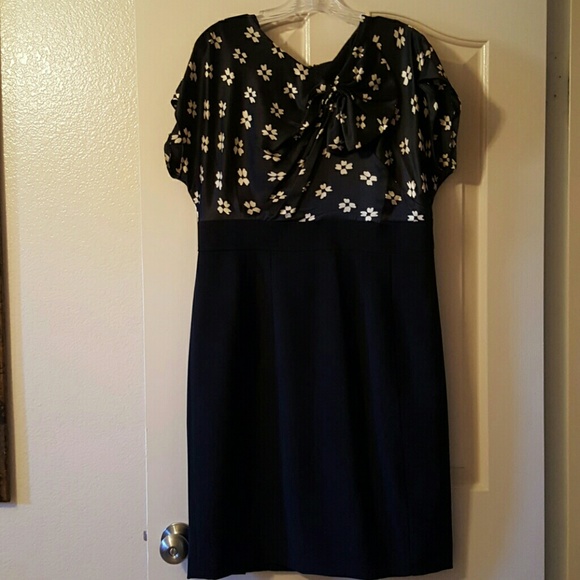 Classic dress in black & cream. Worn once....sz14