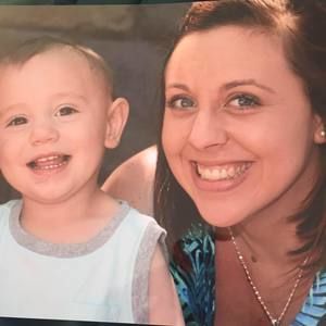 Meet your Posher, Lynsey