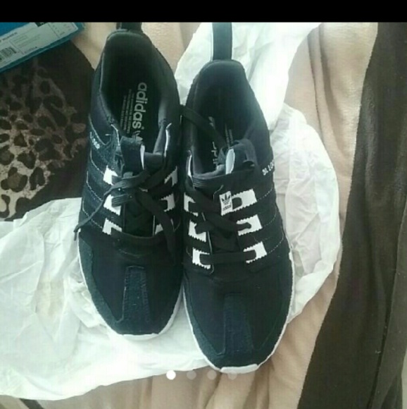 Adidas Shoes - Adidas SL LOOP RUNNER