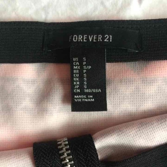 Forever 21 Skirt - Picture 2 of 3