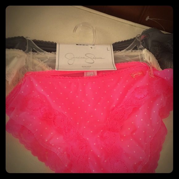 Jessica Simpson bikini