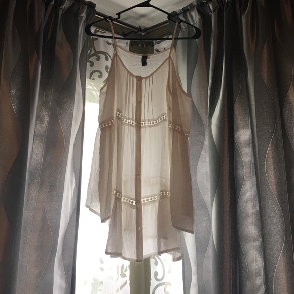 dress/shirt - Picture 1 of 3