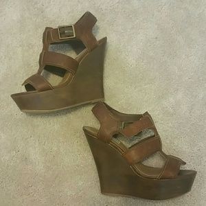 Brown leather Steve Madden 'Wanting" Wedge Sandals