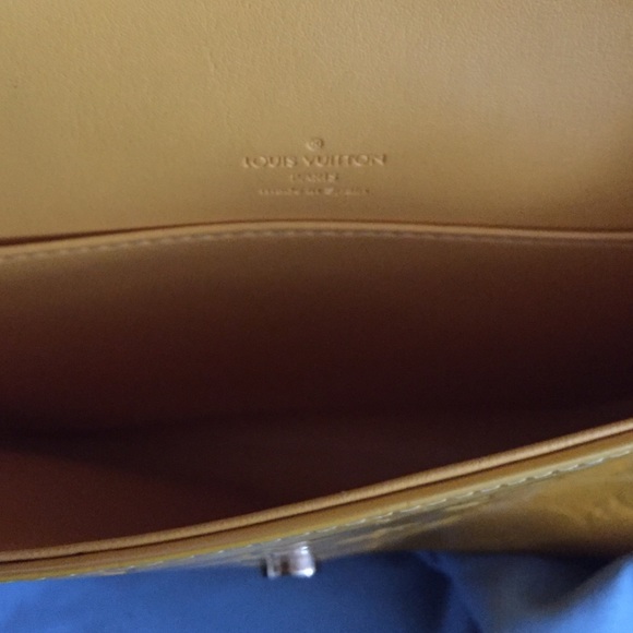 Louis Vuitton handbag - Picture 2 of 4