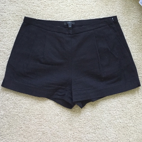 Black woven shorts