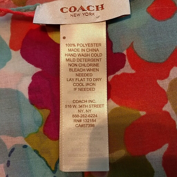Coach Scarf - Picture 2 of 4