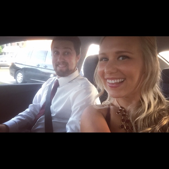 Meet your Posher, Hailey - Picture 1 of 1