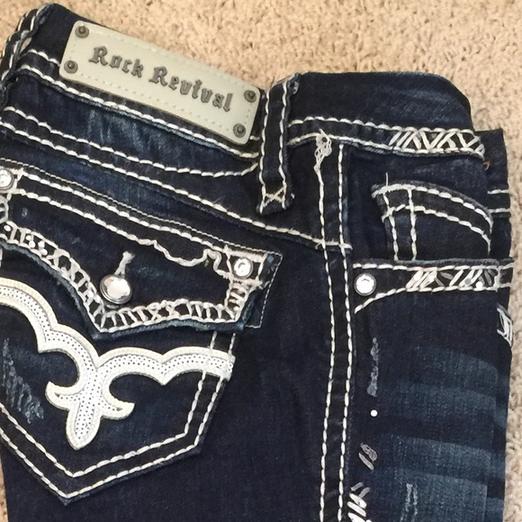 SOLD! Rock Revival BUCKLE EXCLUSIVE "May" Skinny - Picture 4 of 4