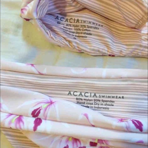 Acacia Pink Orchid Set: Top and Bottom - Picture 4 of 4