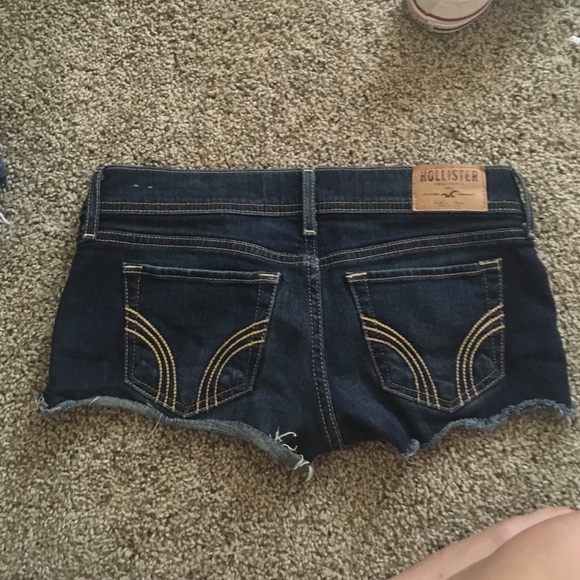 Hollister dark wash shorts - Picture 2 of 3