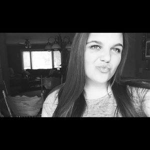 Meet your Posher, Josie