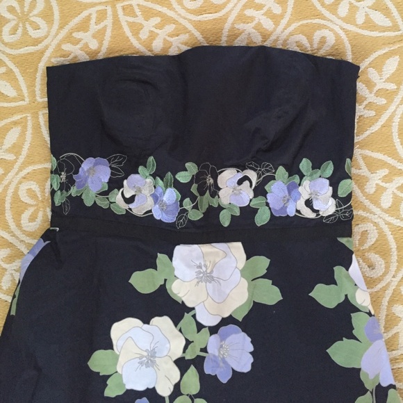 LOFT strapless dress - Picture 2 of 4