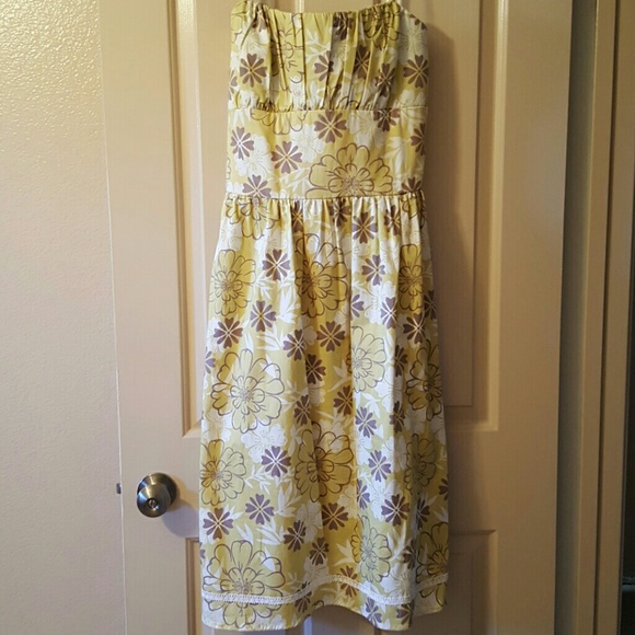 Sun dress w/small lace trim on bottom