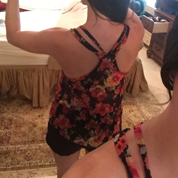 Tank Top - Picture 2 of 2