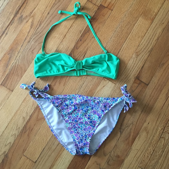 ❌ SOLD ❌Floral Bikini