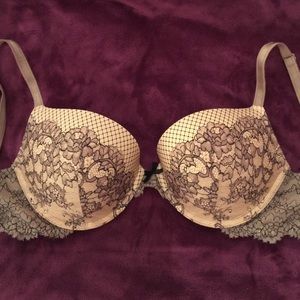 Victoria Secret 34DD Dream Angels push-up bra