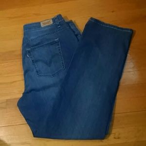 Levi's Straight Leg Jeans
