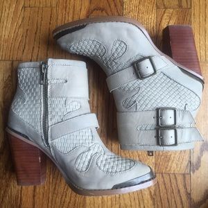 🆕 Kensie western boots