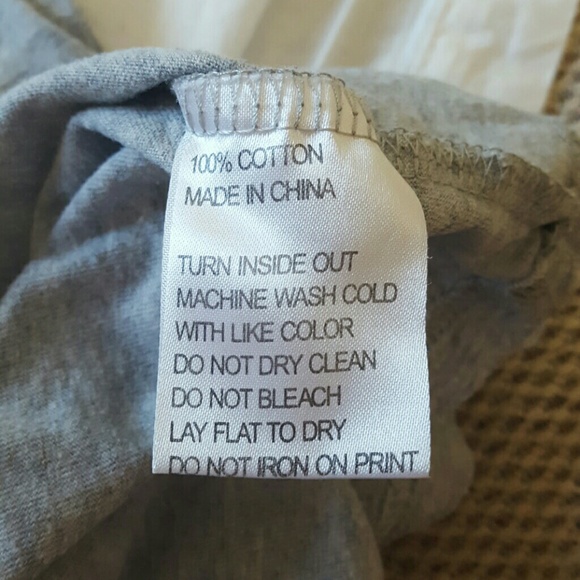 Gray t-shirt - Picture 2 of 4