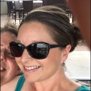 Meet your Posher, Andria