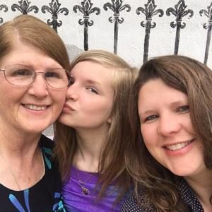 Meet your Posher, Shana
