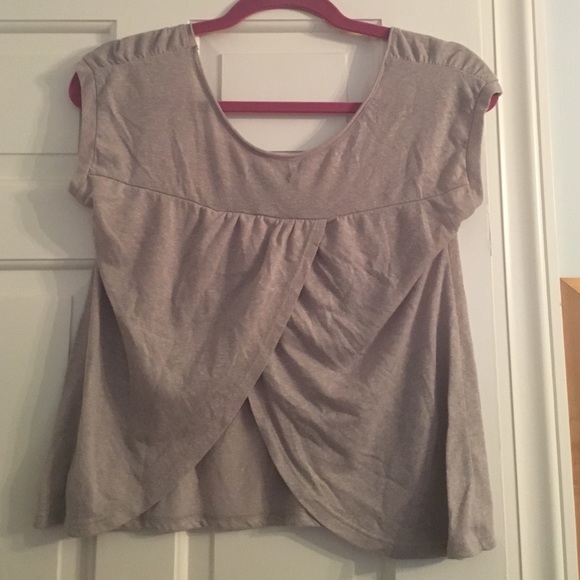 American eagle top! - Picture 2 of 2