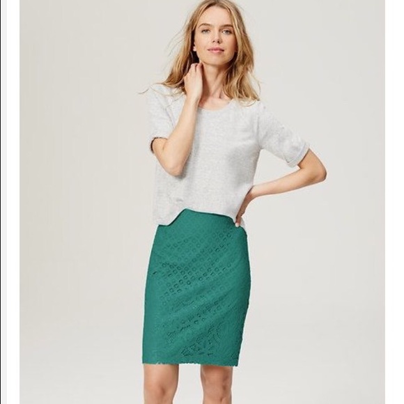 LOFT green lace pencil skirt