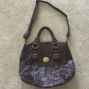 Cute brown purse!
