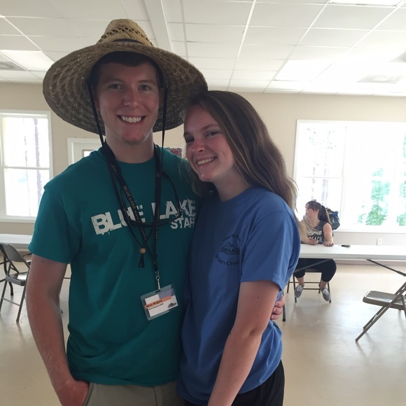 Meet your Posher, Laney - Picture 3 of 4