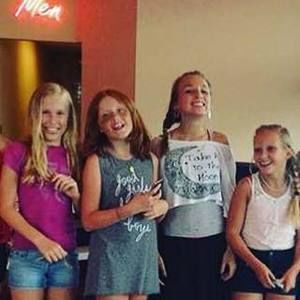 Meet your Posher, Hannah