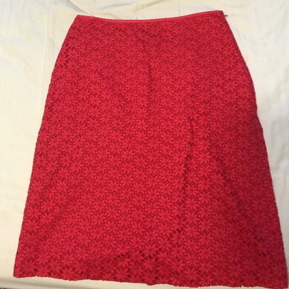 Beautiful coral skirt Anne Taylor