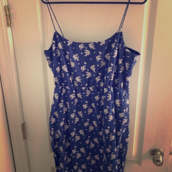 J. Crew Dresses & Skirts - J. Crew floral printed dress.