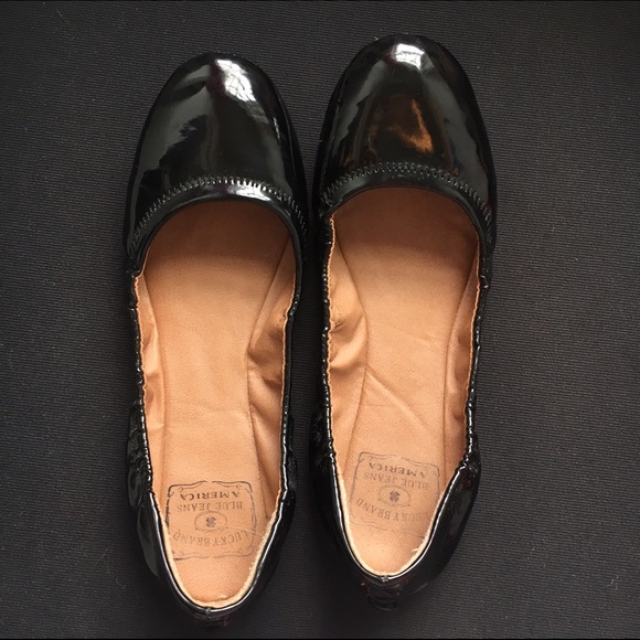 lucky brand emmie flats black