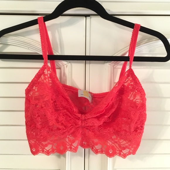 NWOT coral bralette