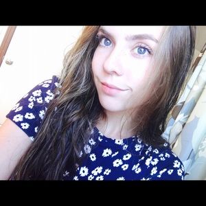 Meet your Posher, Alyssa