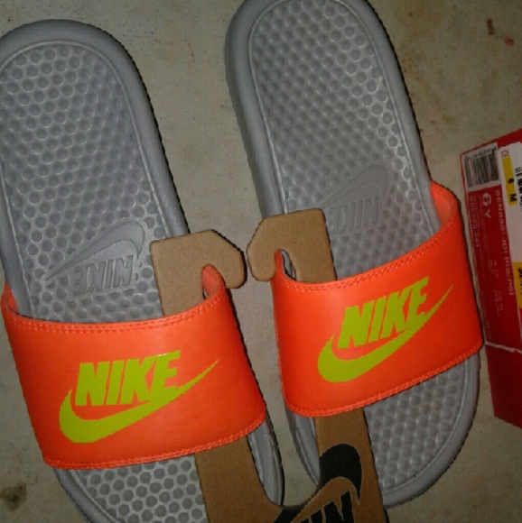 Nike slippers
