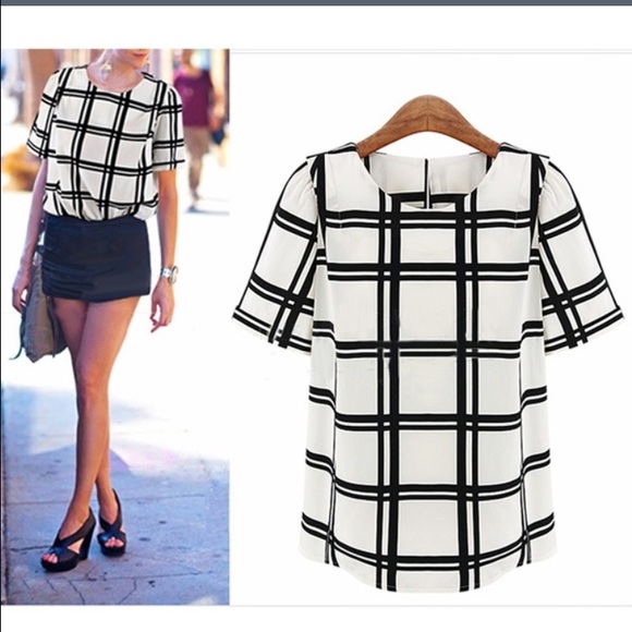 Tops - Black and white plaid blouse