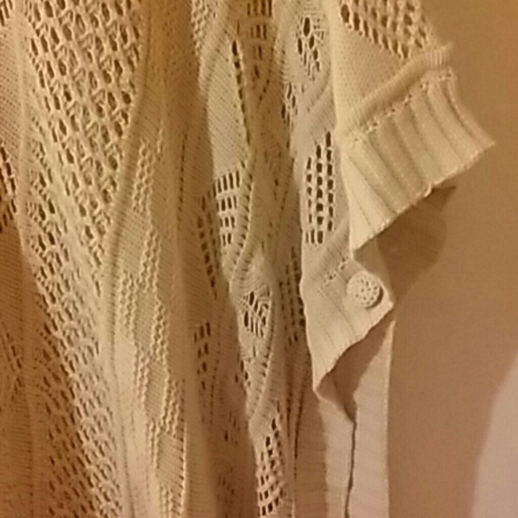 Sweater Shaw - Picture 2 of 2
