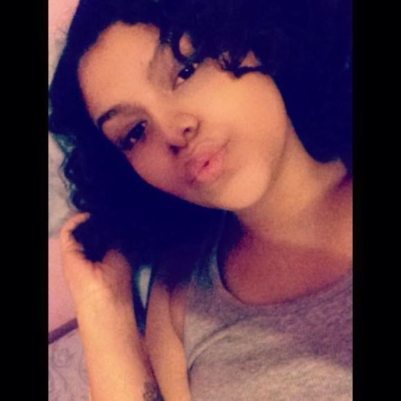 Meet your Posher, Jael